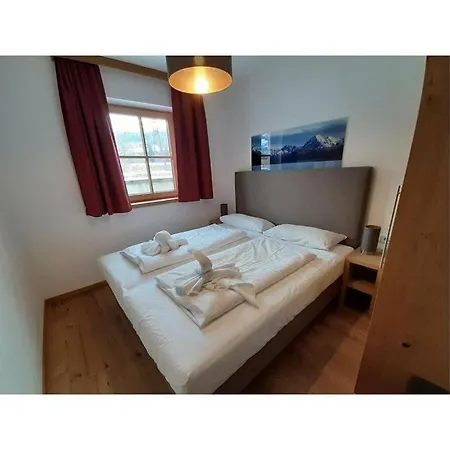 Alpin Residenzen 12 *